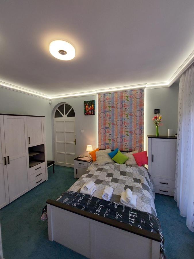 Homestay Summer House Emeleti